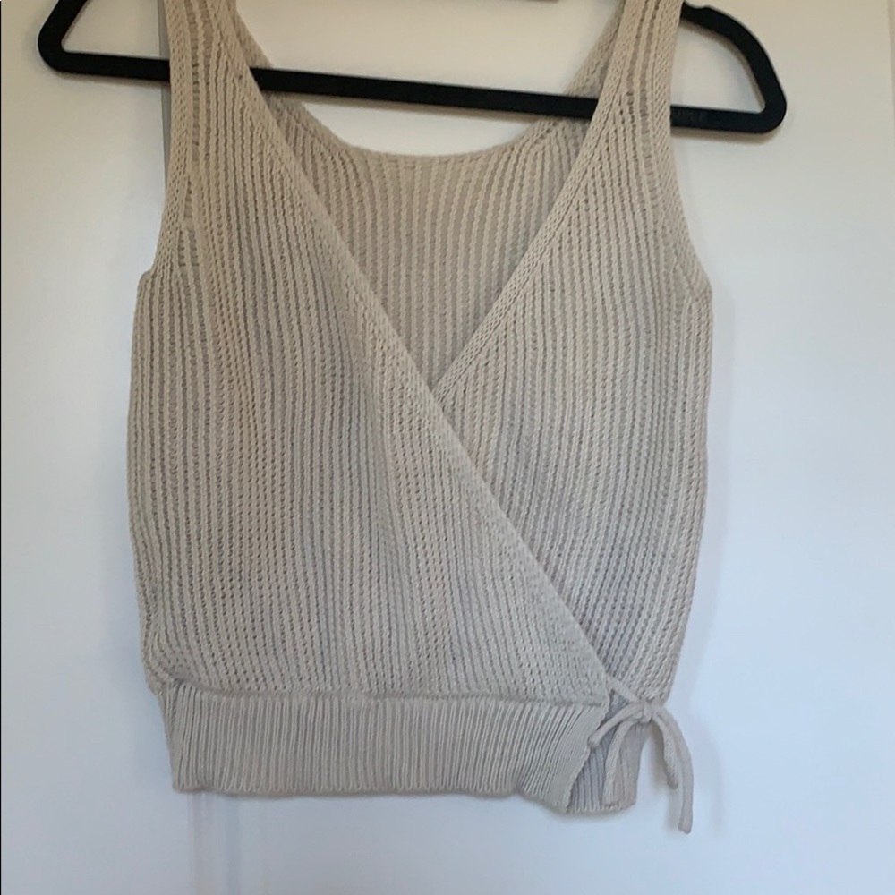 NWT Moon & Madison Open Back Knit Crop Tank Size XS